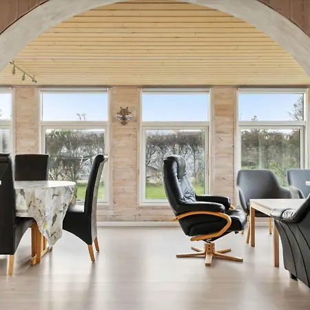Lovely In North Jutland Ferienhaus Hals